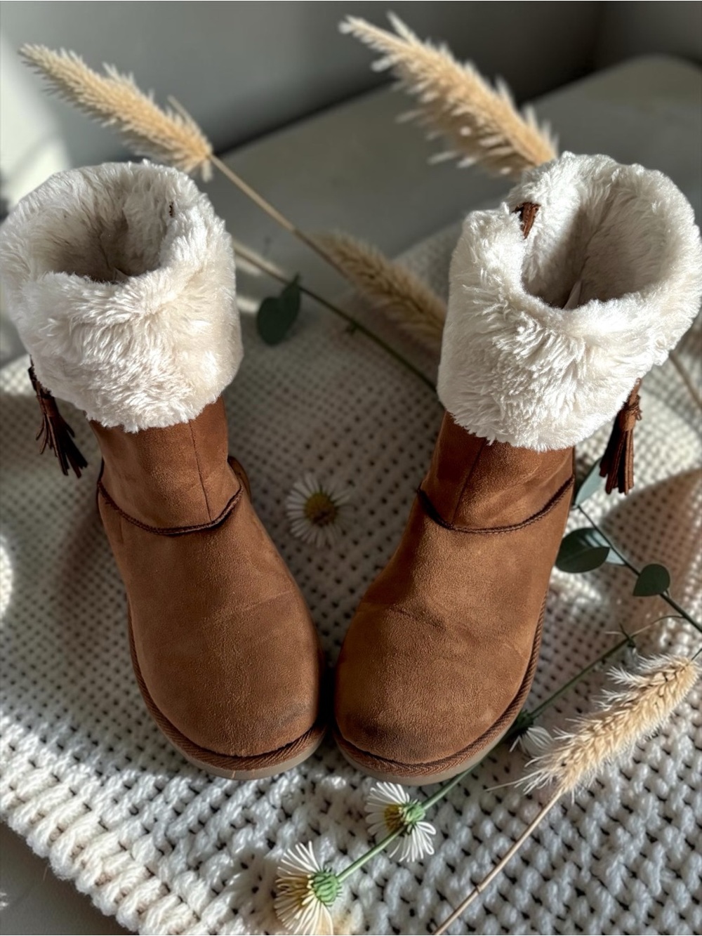 Magellan Girls Boots Faux‑Suede Winter Faux‑Fur Cuff Tassel Size 3 VGUC ❄️ - Picture 7 of 12